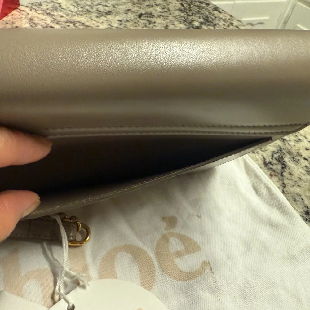 Chloé - Picture 11 of 14